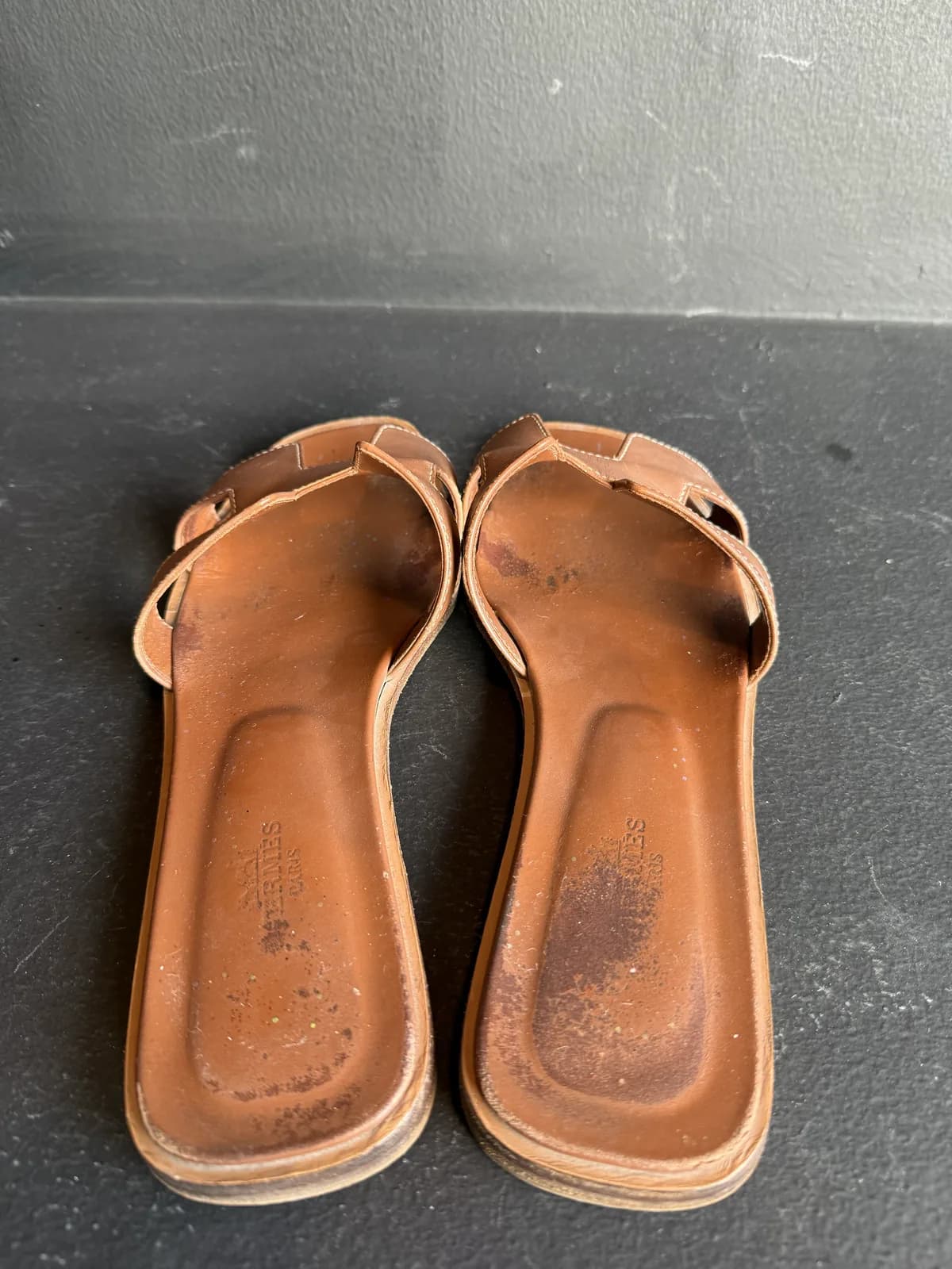 Hermès Sandal before restoration at Save Our Shoes Dubai